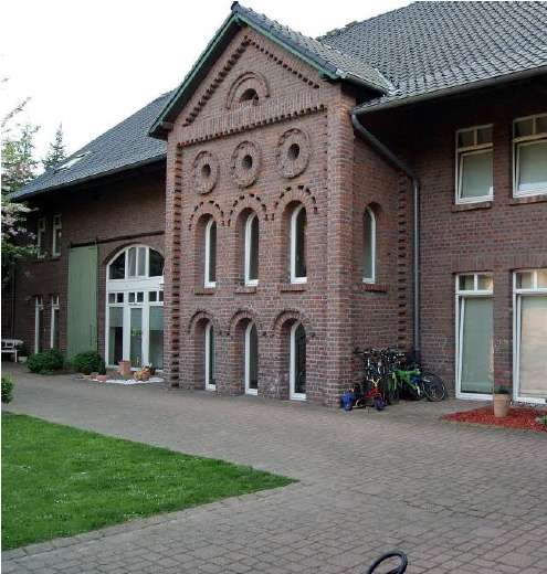 Etagenwohnung Grevenbroich Wevelinghoven - 1.5 Zimmer, 61 m&sup2;, 129.000&euro; | Angebot:26554260