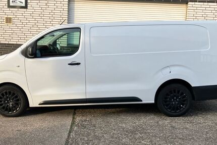 Opel Vivaro 70.900 km 17.990 &euro; Hilden 40721