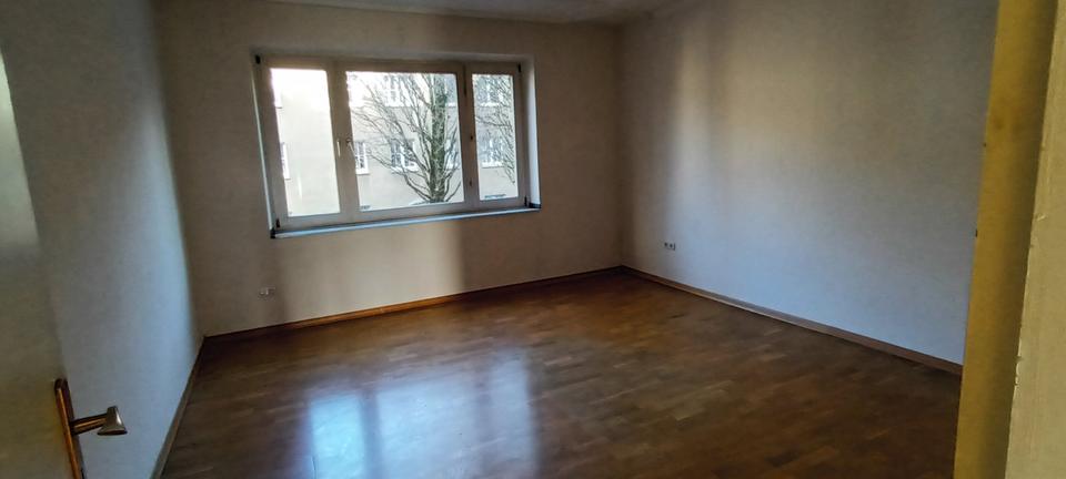 Etagenwohnung Mönchengladbach Süd - 3 Zimmer, 72 m&sup2;, 576&euro; | Angebot:26003666