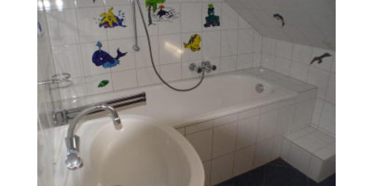 DU-Meiderich, 2 Zi., Wohnraum inkl. Einbauküche, Schlafraum, Bad 2 zimmer