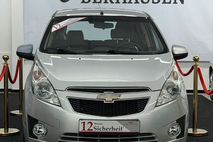 Chevrolet Spark 71.000 km 4.499 &euro; Oberhausen 46049