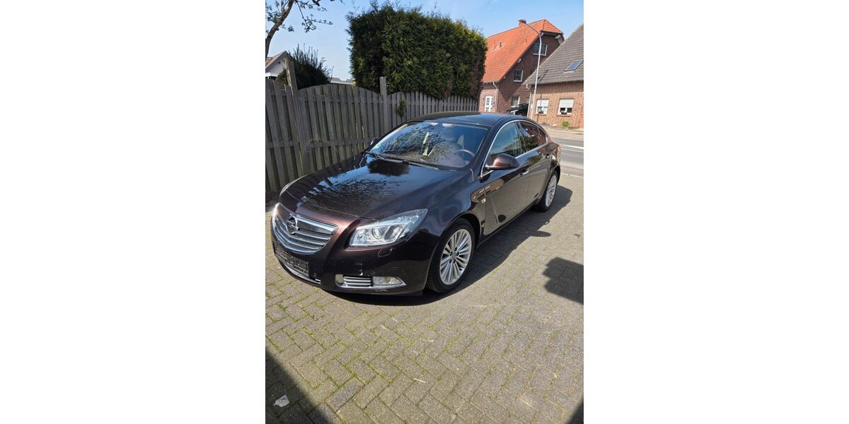 Opel Insignia 220.000 km 3.900 &euro; Viersen 41751