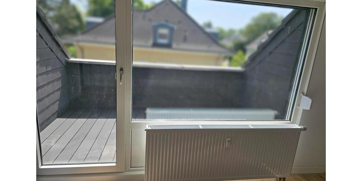 Dachgeschoßwohnung Leverkusen - 4 Zimmer, 80 m&sup2;, 229.000&euro; | Angebot:27421892