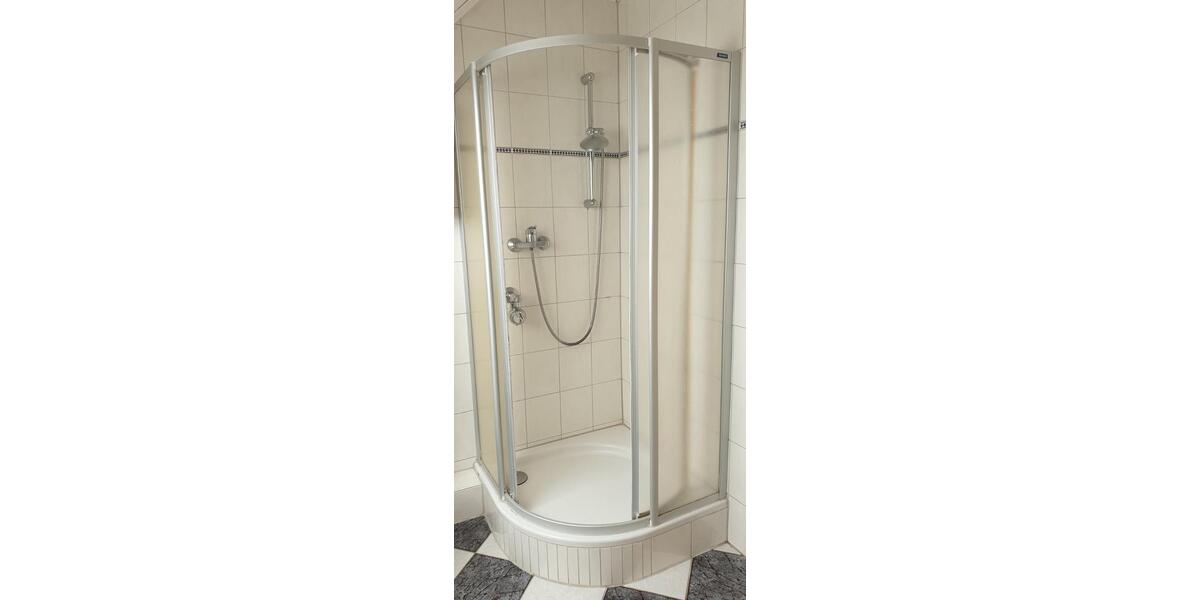 Dachgeschosswohnung mit Balkon 3 zimmer