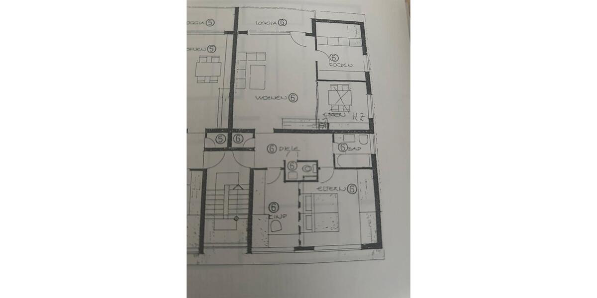 Dachgeschoßwohnung Mönchengladbach West - 4 Zimmer, 250.000&euro; | Angebot:24494844