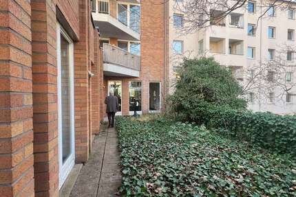 Haus Düsseldorf Pempelfort - 40 Zimmer, 1.461 m&sup2;, 6.900.000&euro; | Angebot:27455020