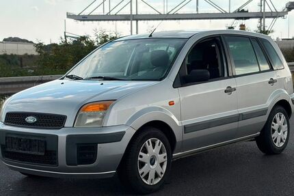 Ford Fusion 120.000 km 2.499 &euro; Duisburg 47138