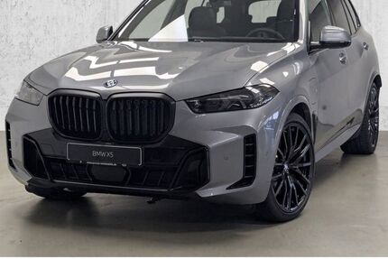 BMW X5 2.900 km 97.690 &euro; Düsseldorf 40595