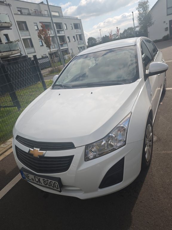 Chevrolet Cruze 104.508 km 4.750 € Korschenbroich 41352