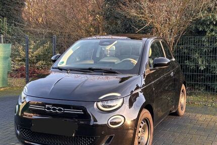 Fiat 500e 26.600 km 21.499 &euro; Mönchengladbach 41066