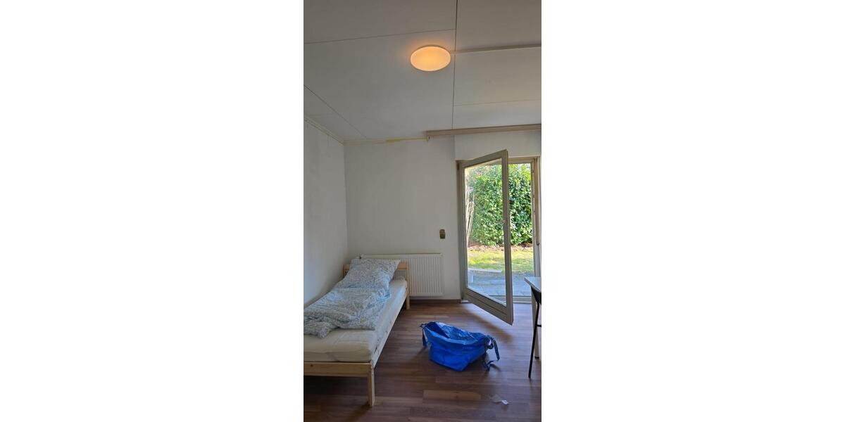 Große Monteurunterkunft – 13 Zimmer – 13 zimmer