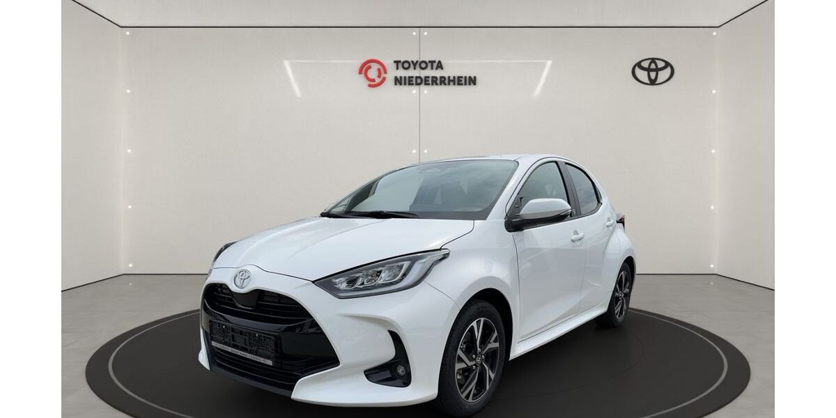 Toyota Yaris 5.000 km 24.580 &euro; Krefeld 47809