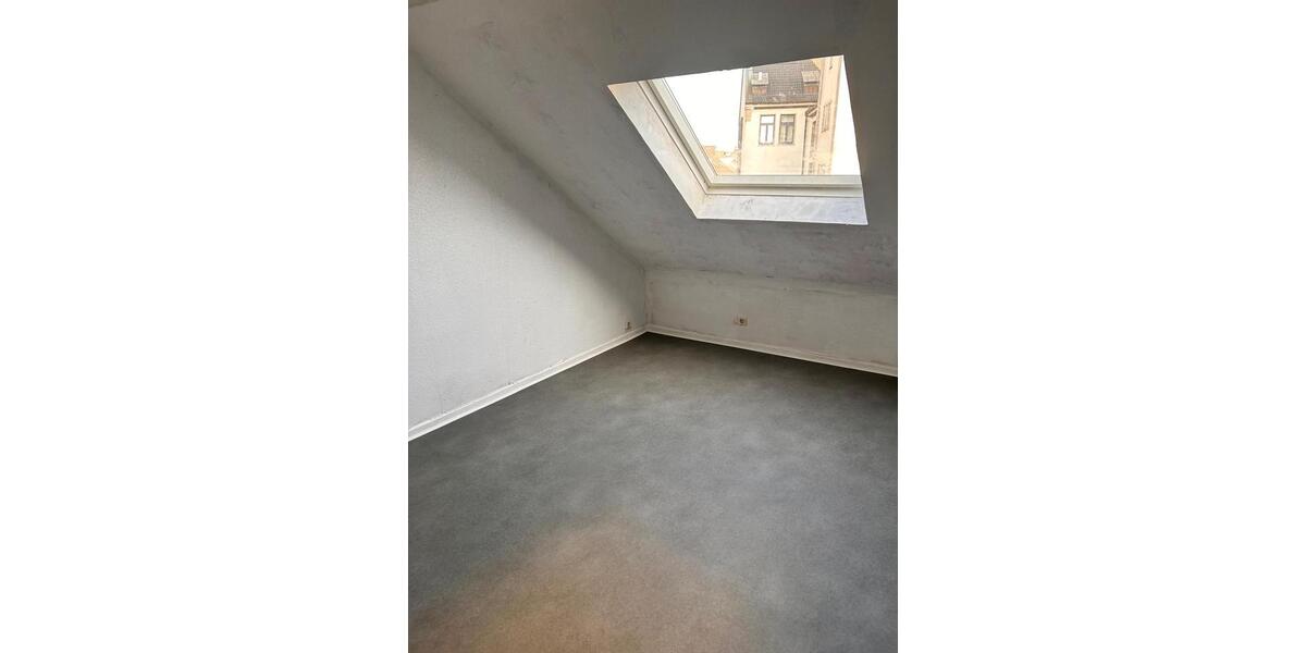 Dachgeschoßwohnung Solingen Central - 3 Zimmer, 78 m&sup2;, 770&euro; | Angebot:25414904