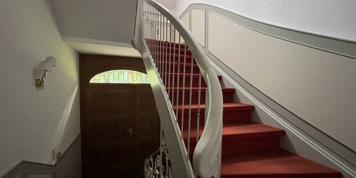 Mehrfamilienhaus, Wohnhaus Krefeld Cracau - 7 Zimmer, 199 m&sup2;, 590.000&euro; | Angebot:25693364