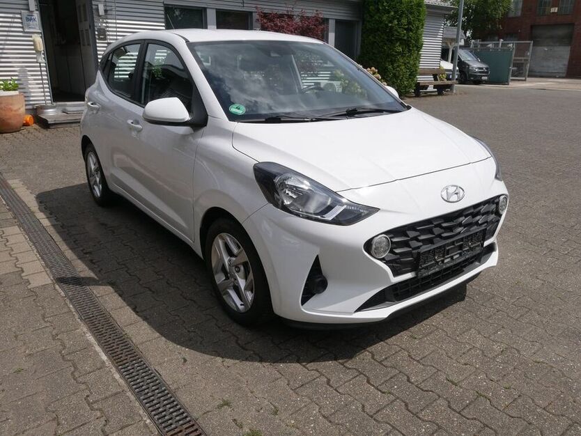 i10