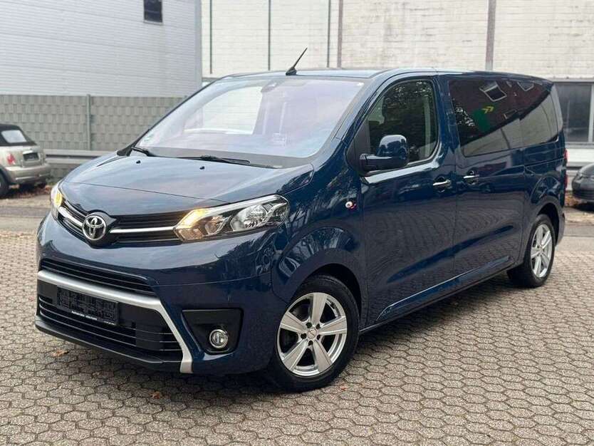 Toyota Proace 100.000 km 23.999 € Düsseldorf 40233