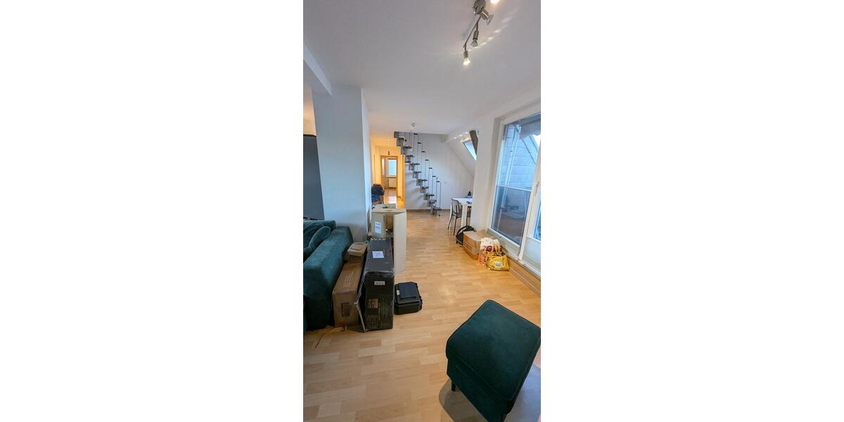 Dachgeschoßwohnung Viersen Hülsdonk - 3.5 Zimmer, 106 m&sup2;, 1.060&euro; | Angebot:25571220