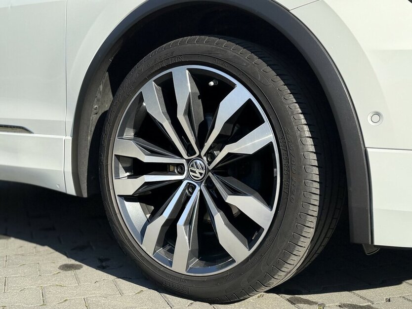 VW Tiguan R-Line / 4Motion / Pano / Kamera / AAC 99.000 km 27.900 € Mönchengladbach 41066