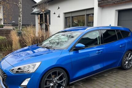 Ford Focus 79.854 km 16.900 &euro; Mülheim an der Ruhr 45473