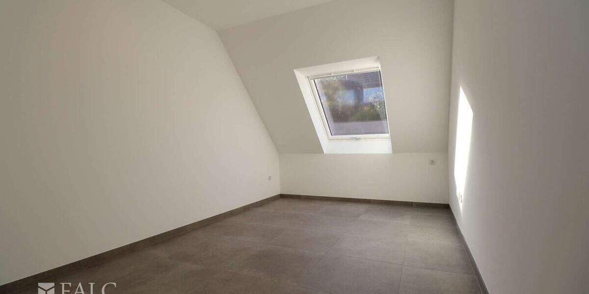 Modernes Neubauhaus (Erstbezug) mit Terrasse und Stellplatz zu vermieten 5 zimmer