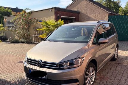 VW Touran 90.500 km 14.800 € Mönchengladbach 41069