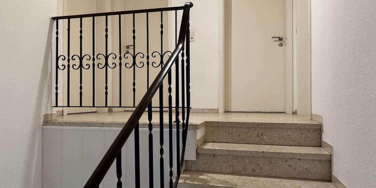 Etagenwohnung Bergheim Glessen - 7 Zimmer, 214 m&sup2;, 469.000&euro; | Angebot:24114363