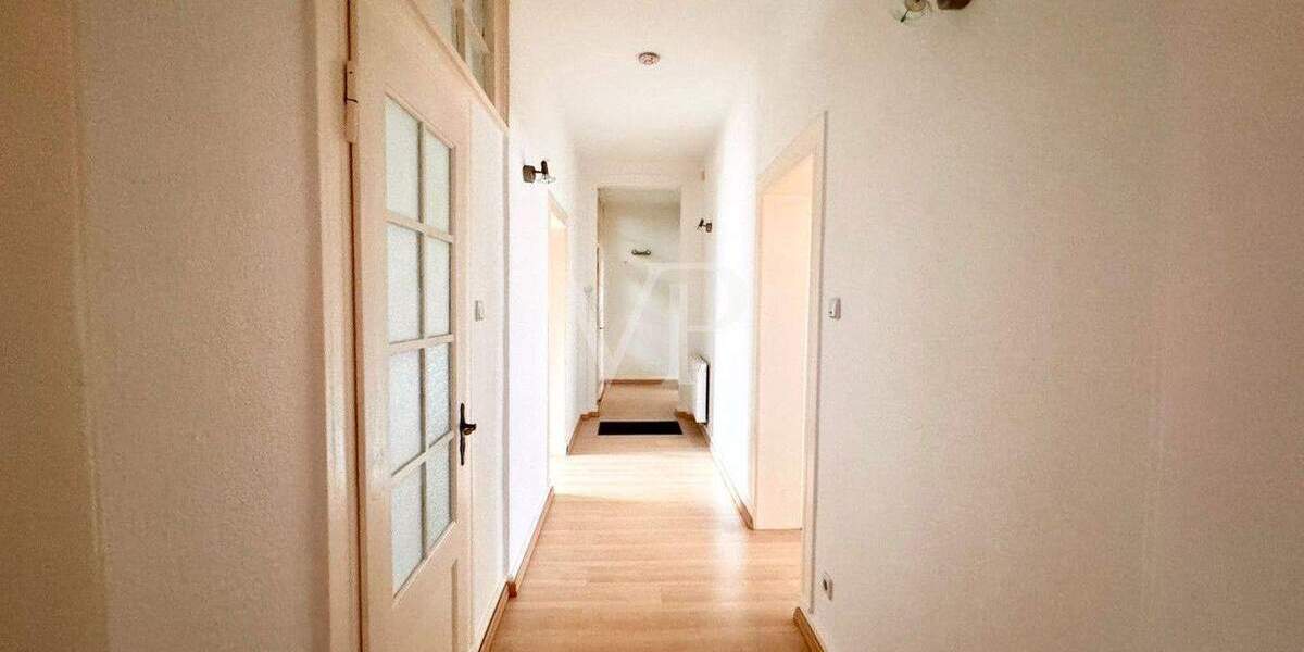 Etagenwohnung Velbert Mitte - 4 Zimmer, 116 m&sup2;, 245.000&euro; | Angebot:24544902