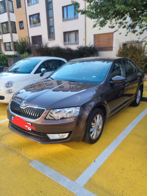 Skoda Octavia 149.000 km 11.200 € Düsseldorf 40474