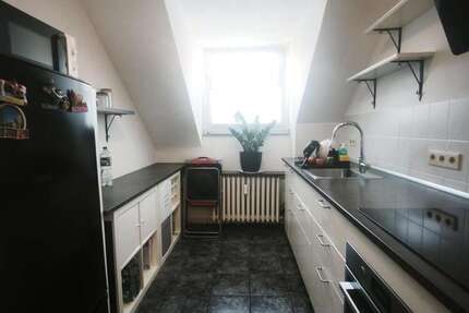 Wohnung Düsseldorf Bilk - 3 Zimmer, 74 m&sup2;, 1.350&euro; | Angebot:26907301