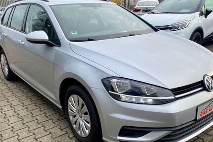 VW Golf 141.120 km 10.600 &euro; Moers 47445