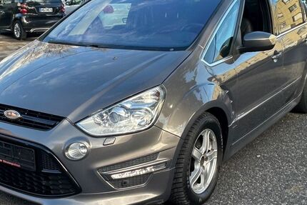 Ford S-Max 247.000 km 5.790 &euro; Mönchengladbach 41063