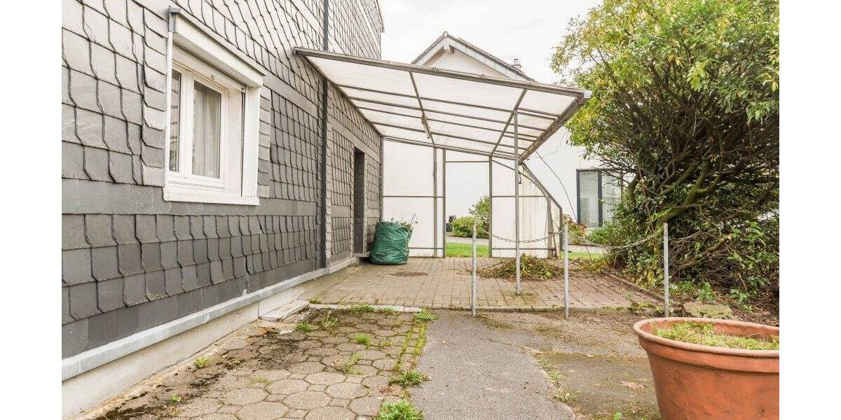 Heimwerker aufgepasst !! Freistehendes Fachwerkhaus * Renovierungsbedarf * ca. 132 m² Wfl. * ca. 354 m² Grundstück * ... 8 zimmer