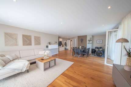 Haus zum Kaufen in Dormagen 825.000 € 188 m² 6 zimmer