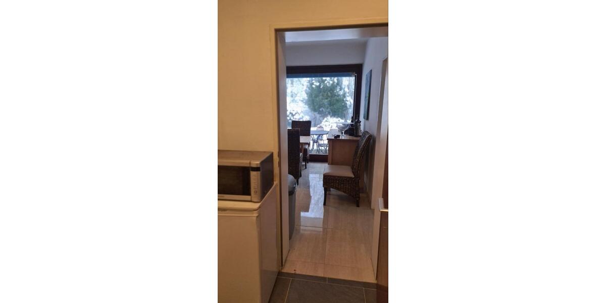 möbliert Haus im Haus 3,5 Zi Terrassen-Wgh. Garten, sep. Eing. 3 zimmer