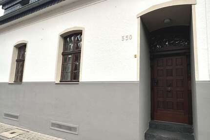 Haus zum Kaufen in Krefeld 425.000 € 160 m² 5 zimmer