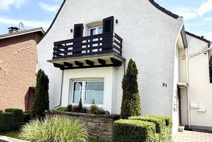 Haus Duisburg Hochemmerich - 489.000&euro; | Angebot:26916515