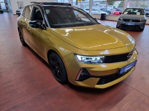Opel Astra Ultimate Plug-in-Hybrid Navi Head Up 24.396 km 23.330 &euro; HAAN 42781