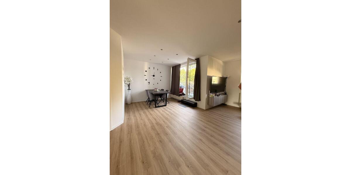 Etagenwohnung Duisburg Rheinhausen - 3 Zimmer, 70 m&sup2;, 210.000&euro; | Angebot:27166401