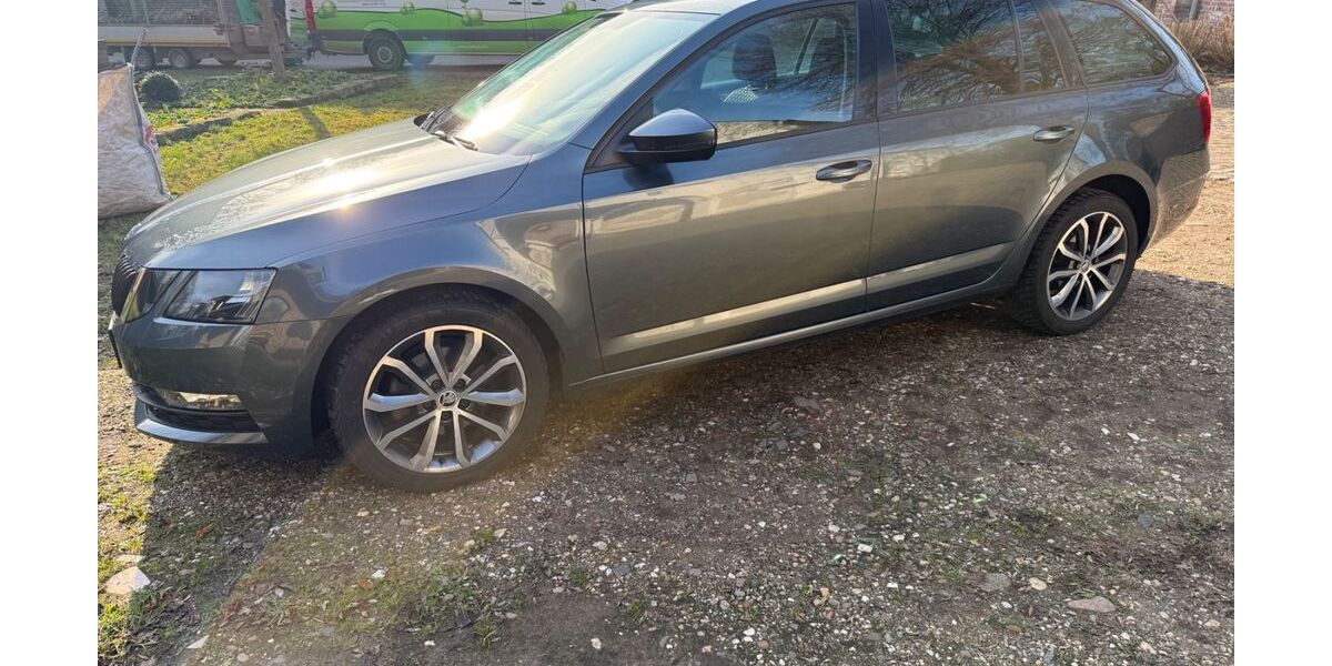 Skoda Octavia 165.000 km 11.990 &euro; Langenfeld 40746