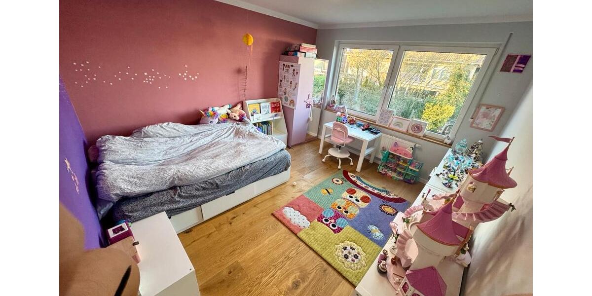 Familienhaus - kernsaniert, mit Sport- und Spielkonzept 6 zimmer