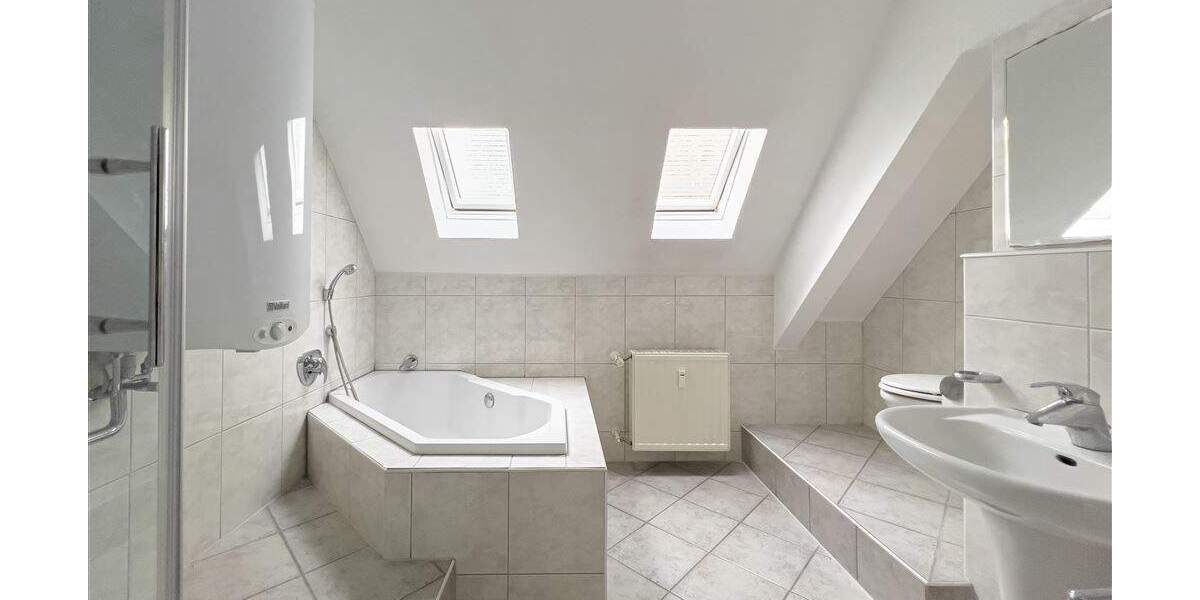 Etagenwohnung Meerbusch Büderich - 2 Zimmer, 75 m&sup2;, 1.100&euro; | Angebot:25696352