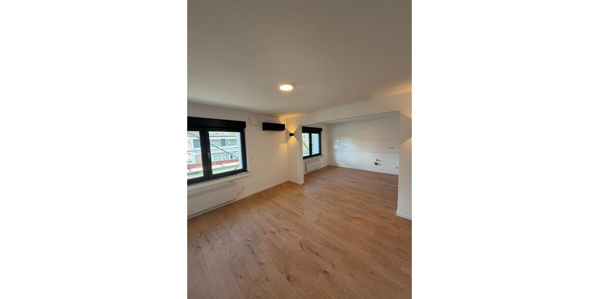 Doppelhaushälfte Grevenbroich Neuenhausen - 6 Zimmer, 189 m&sup2;, 1.850&euro; | Angebot:25302187