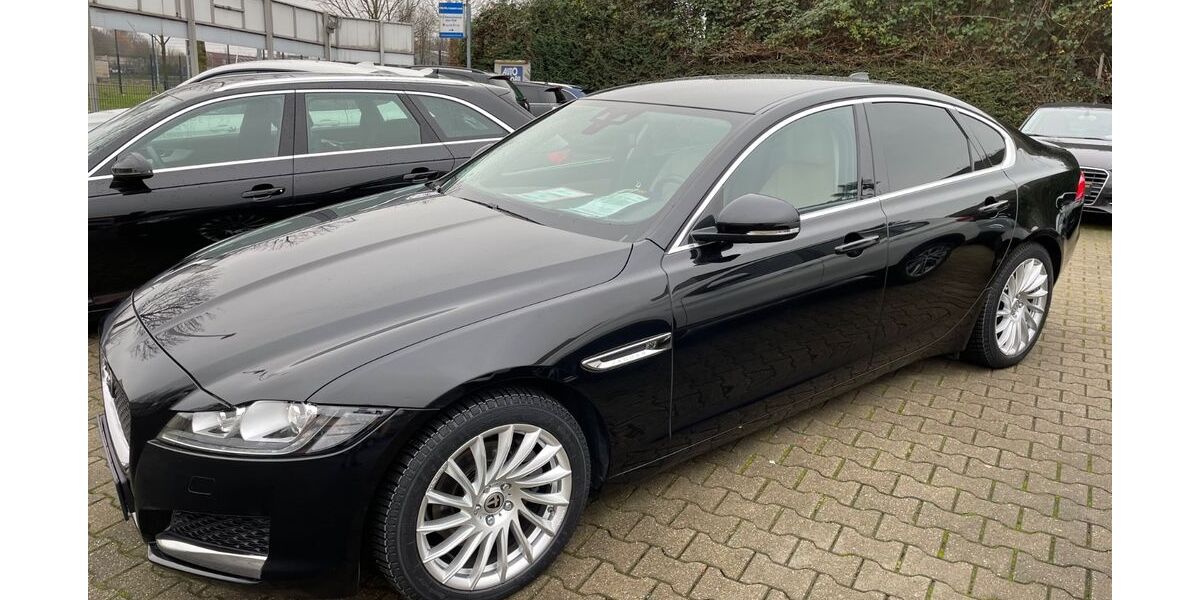 Jaguar XF 130.000 km 13.300 &euro; Düsseldorf 40213