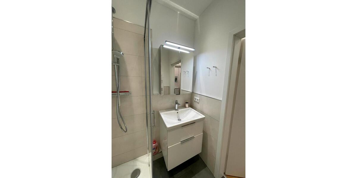 Etagenwohnung Düsseldorf Flingern Süd - 2 Zimmer, 14 m&sup2;, 675&euro; | Angebot:25658361