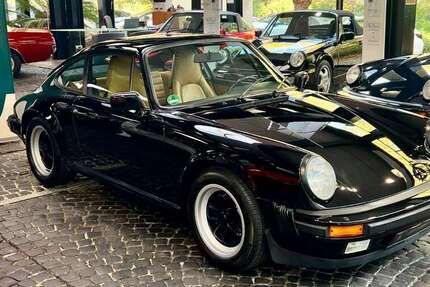 Porsche 911 143.712 km 74.800 € Düsseldorf 40595