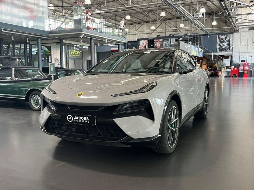 Lotus Eletre 5.000 km 109.980 € Köln 50829