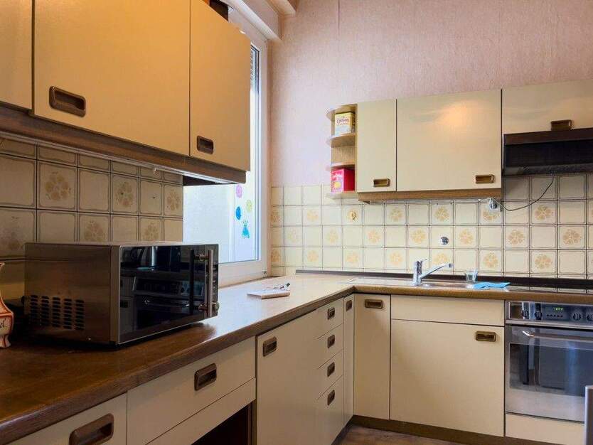 Mehrgenerationen-Familien-Haus in Bestlage 1 zimmer