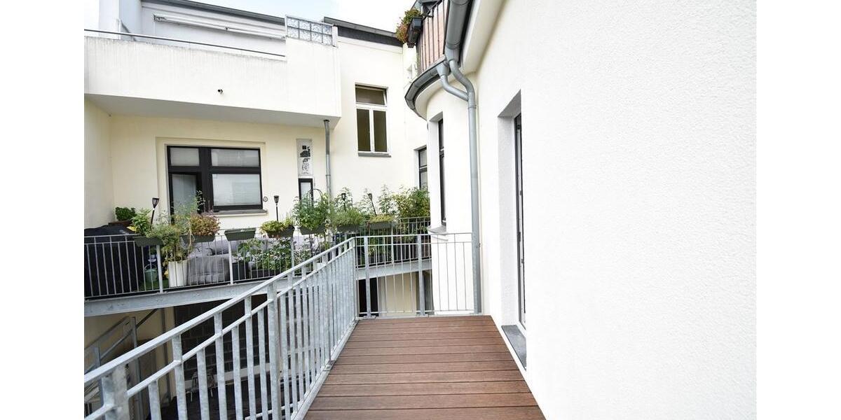Erstbezug in OBK! Traumhafte 3-Zi-Whg mit Balkon & 2 Bädern 3 zimmer