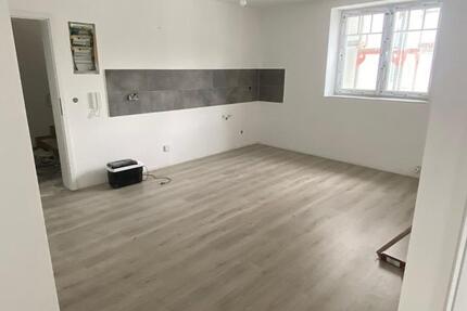 Wohnung Neuss - 2 Zimmer, 68 m&sup2;, 750&euro; | Angebot:26429984