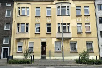 Haus zum Kaufen in Oberhausen Schlad 615.000 € 629 m²